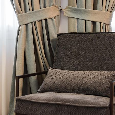 Acropolis Executive Suite Athens Ngoại thất bức ảnh
