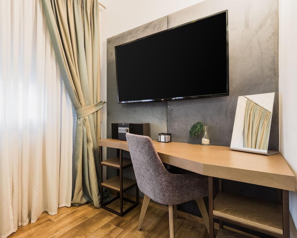 Acropolis Executive Suite Athens Ngoại thất bức ảnh